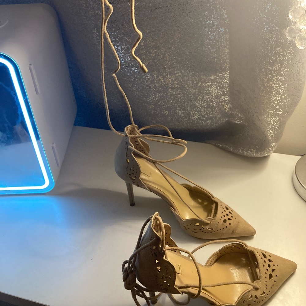 Tan ALDO wrap around tie up shoes size 6 1/2